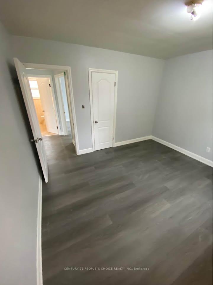 Photo 10 of 325 Bunting Road, St. Catharines, Carlton/Bunting — HOMEH