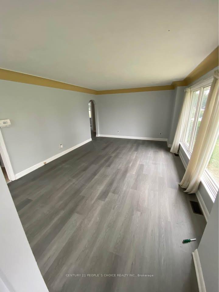 Photo 18 of 325 Bunting Road, St. Catharines, Carlton/Bunting — HOMEH