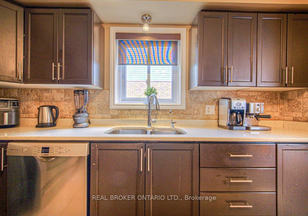 Photo 11 of 91 Ironstone Drive, Cambridge — HOMEH