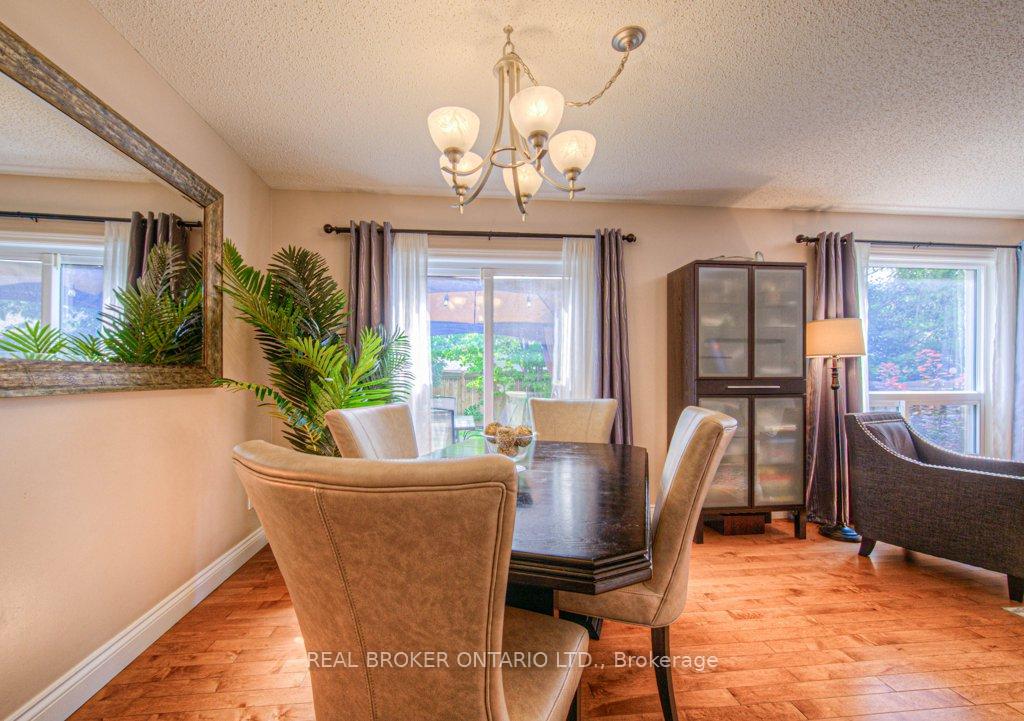 Photo 14 of 91 Ironstone Drive, Cambridge — HOMEH