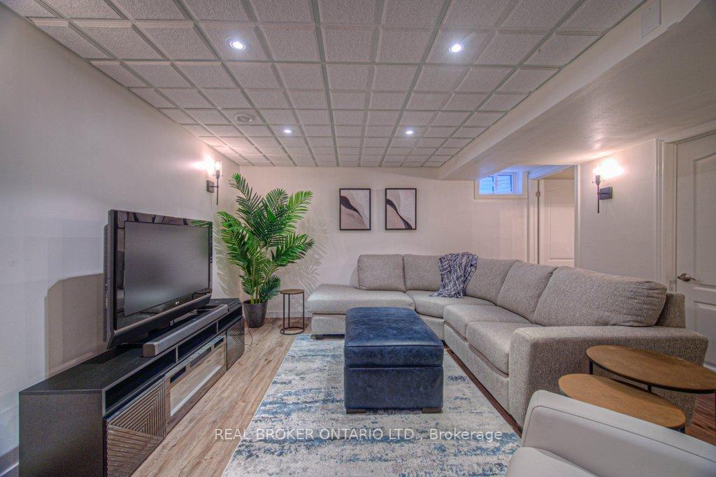 Photo 29 of 91 Ironstone Drive, Cambridge — HOMEH