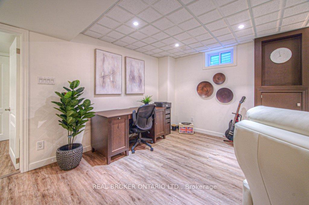 Photo 31 of 91 Ironstone Drive, Cambridge — HOMEH