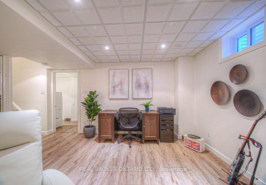 Photo 34 of 91 Ironstone Drive, Cambridge — HOMEH