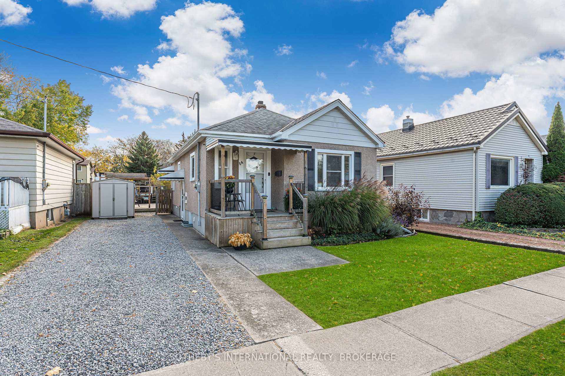 Photo 2 of 64 Scott Street W, St. Catharines, Haig — HOMEH