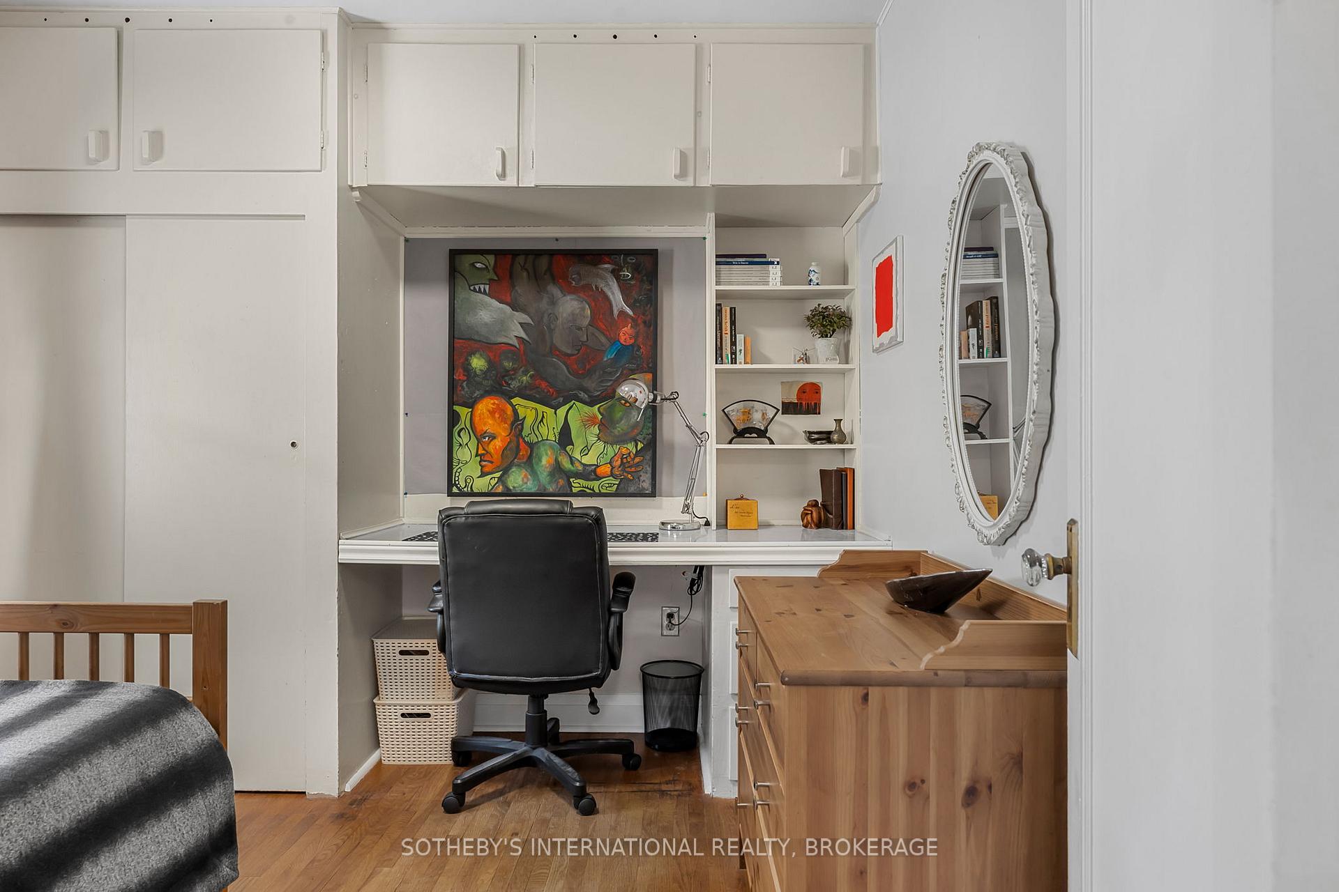 Photo 11 of 64 Scott Street W, St. Catharines, Haig — HOMEH