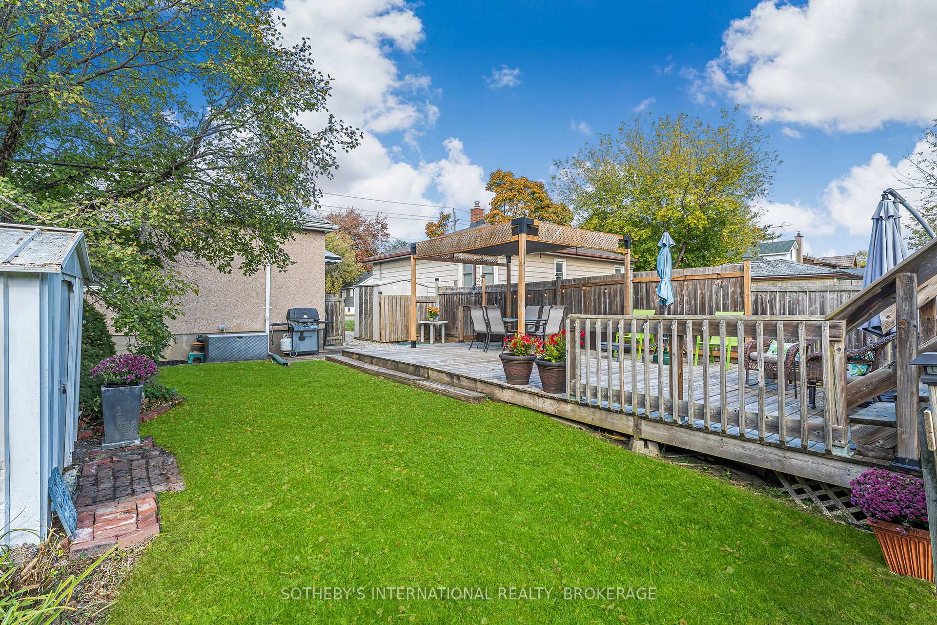 Photo 25 of 64 Scott Street W, St. Catharines, Haig — HOMEH