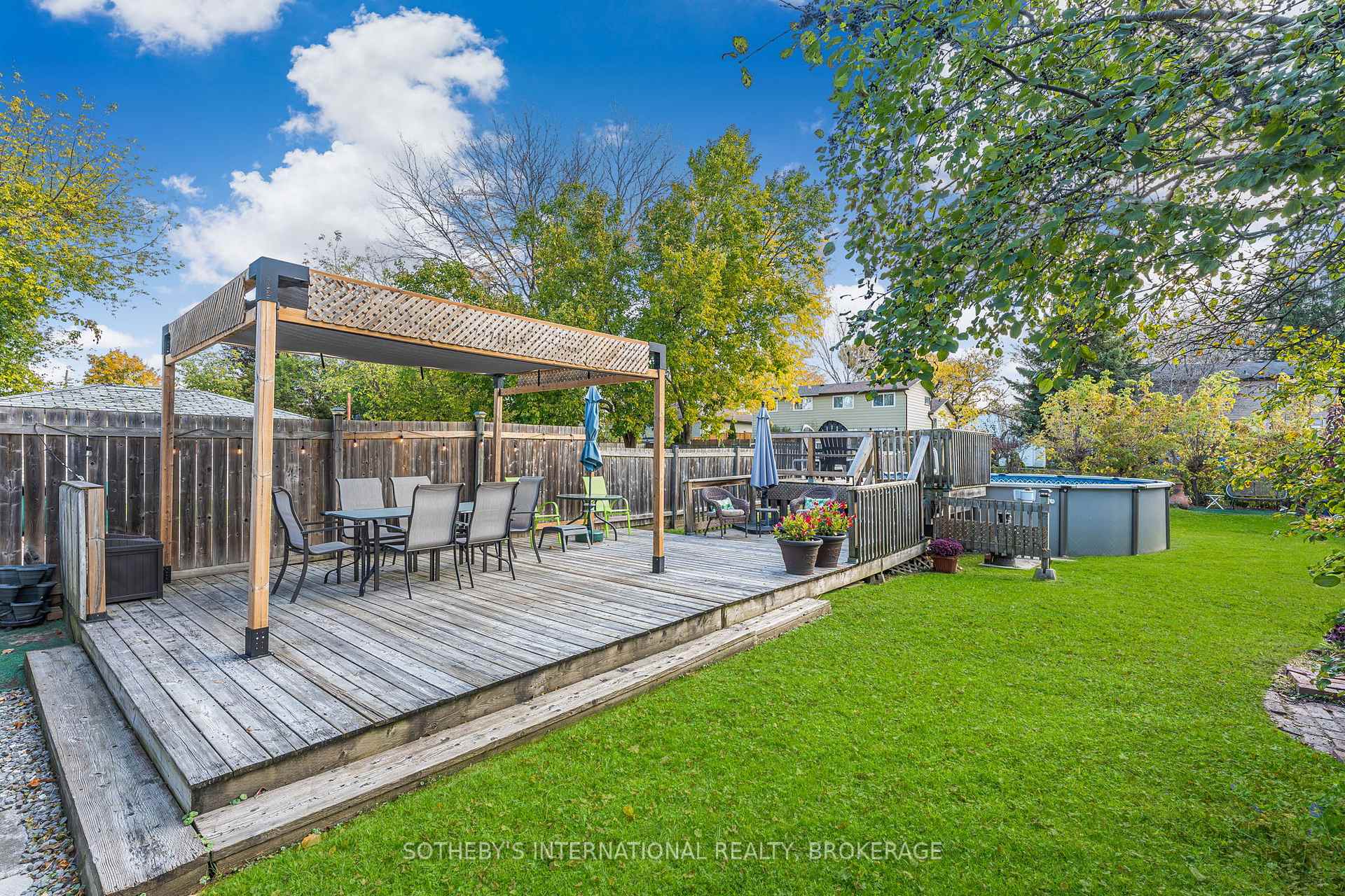 Photo 26 of 64 Scott Street W, St. Catharines, Haig — HOMEH