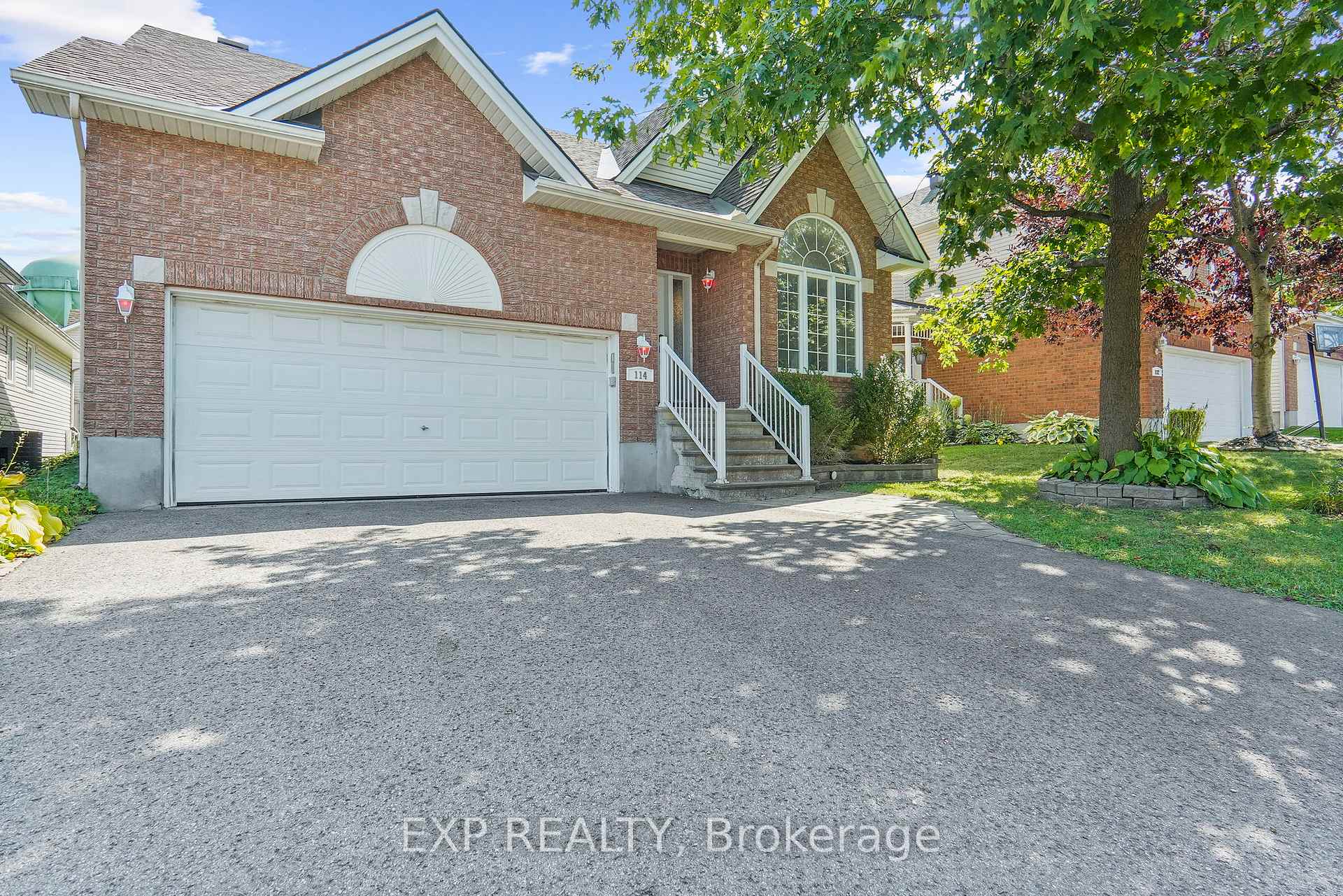 Front of 114 Echowoods Avenue