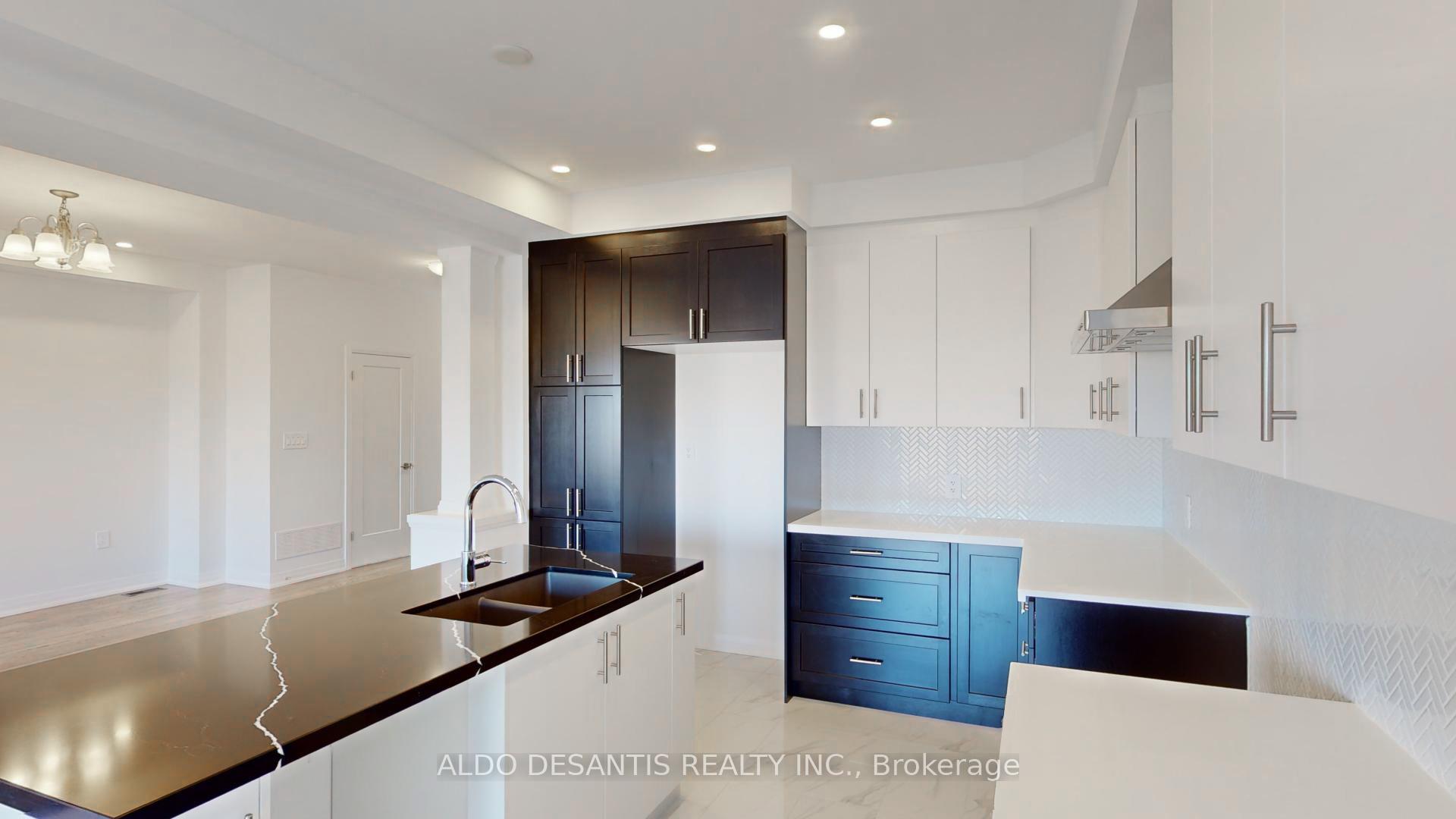 Photo 10 of 176 Cittadella Boulevard, Hamilton, Rural Glanbrook — HOMEH