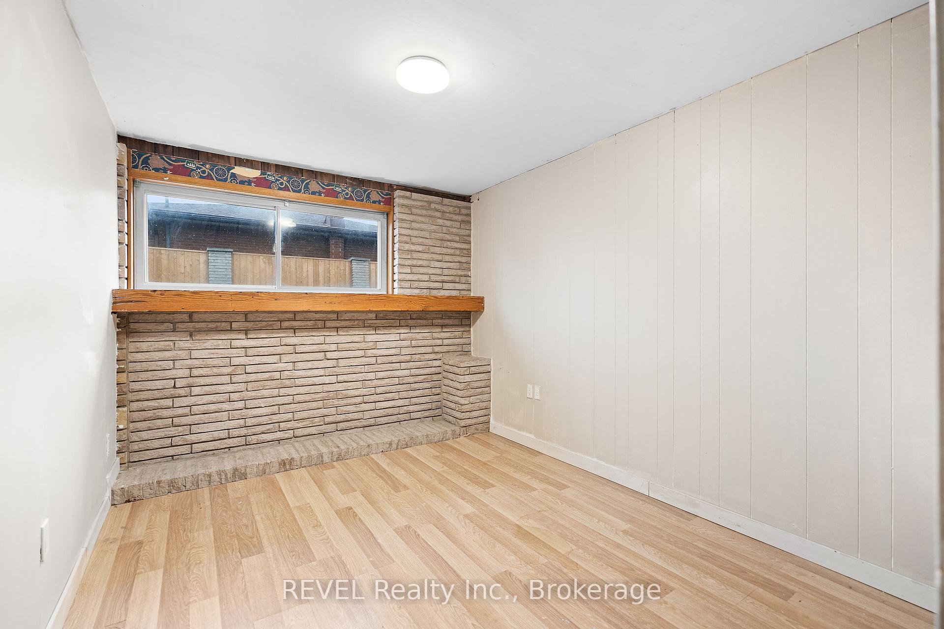 Photo 19 of 1 Prince Edward Drive, St. Catharines, Lakeport — HOMEH