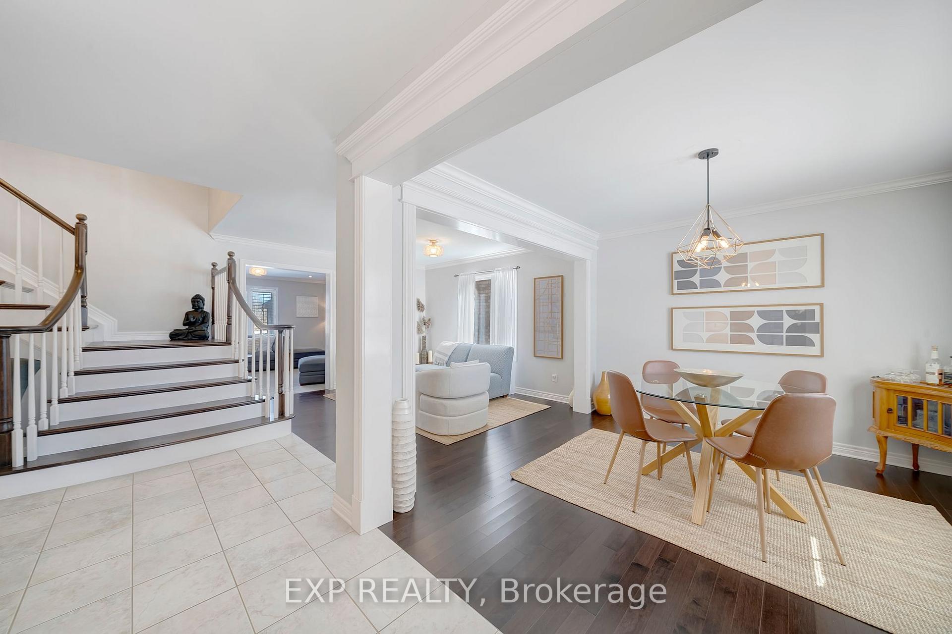 Photo 3 of 23 Wilfrid Laurier Crescent, St. Catharines, Secord Woods — HOMEH