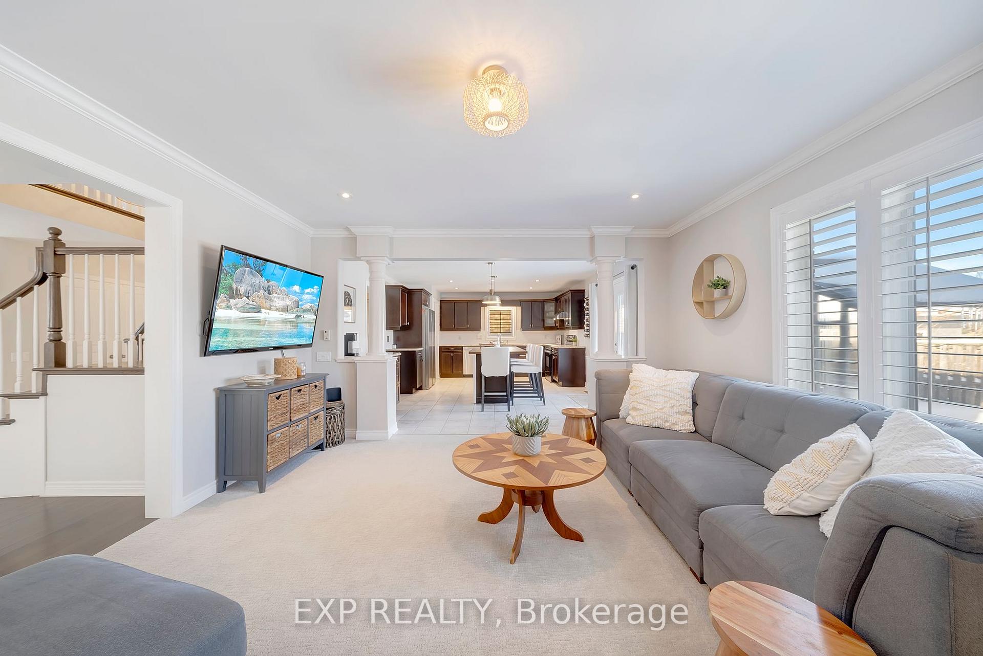 Photo 11 of 23 Wilfrid Laurier Crescent, St. Catharines, Secord Woods — HOMEH