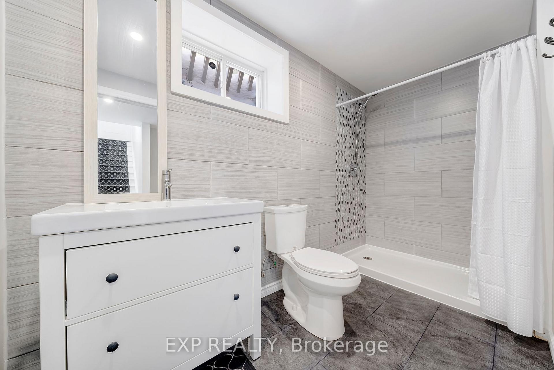 Photo 39 of 23 Wilfrid Laurier Crescent, St. Catharines, Secord Woods — HOMEH