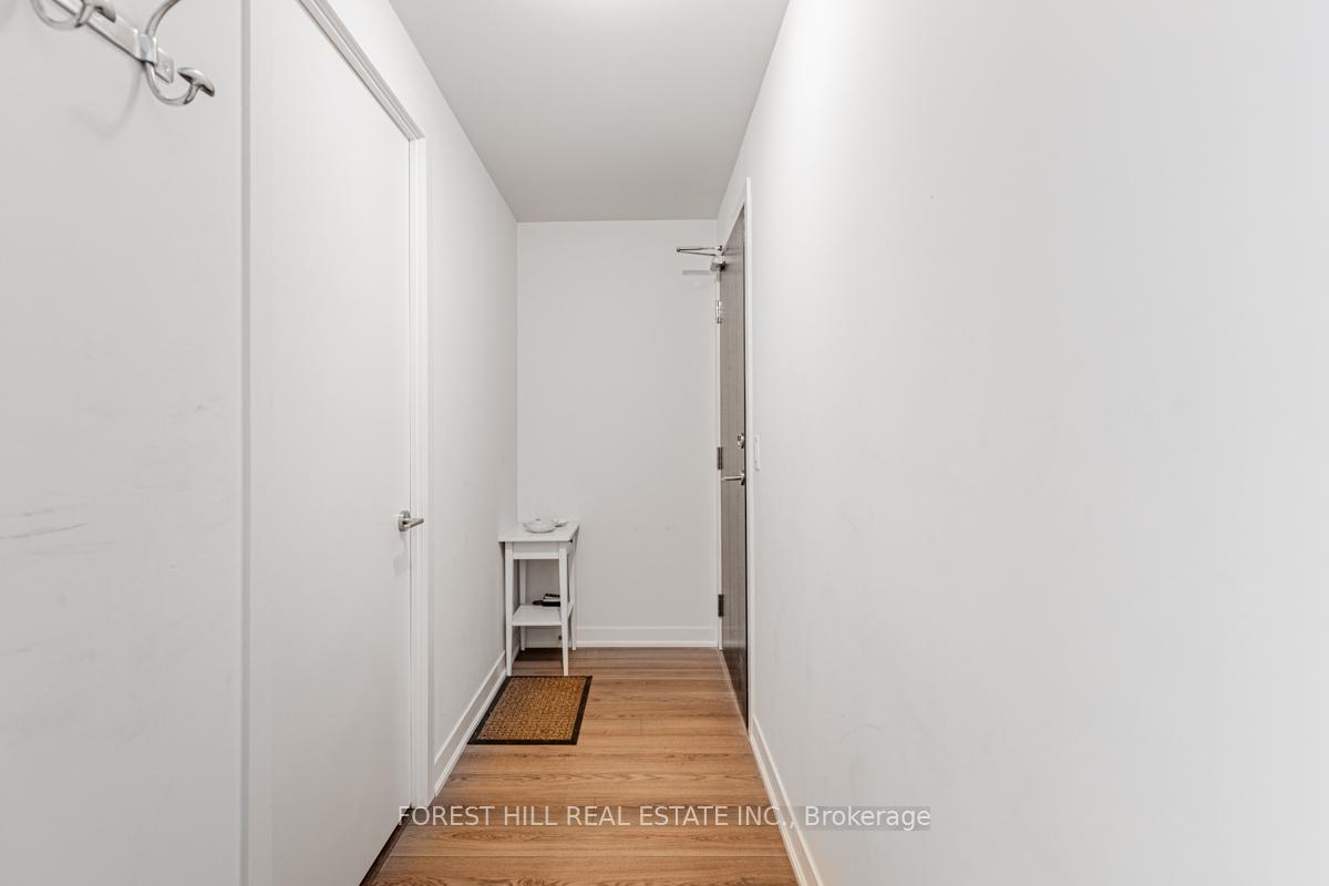 Photo 3 of Unit 501, 60 Berwick Avenue, Toronto, Yonge-Eglinton — HOMEH