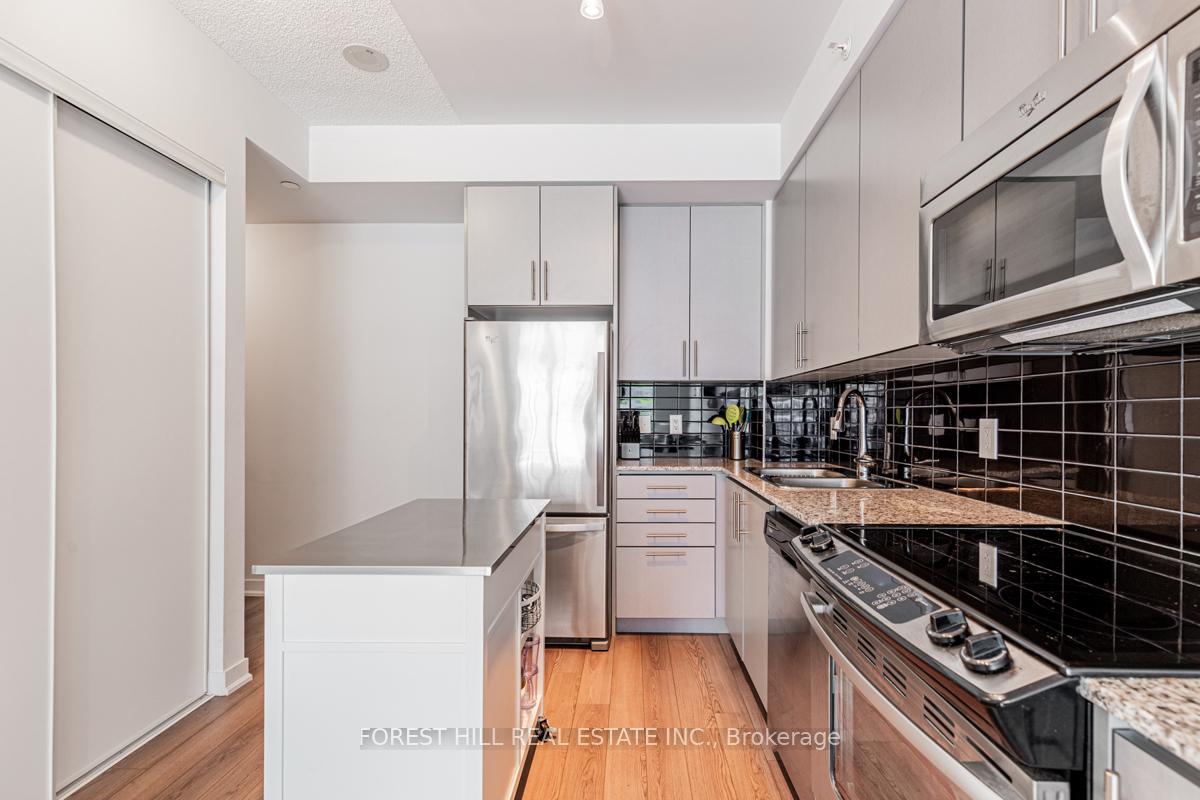 Photo 8 of Unit 501, 60 Berwick Avenue, Toronto, Yonge-Eglinton — HOMEH