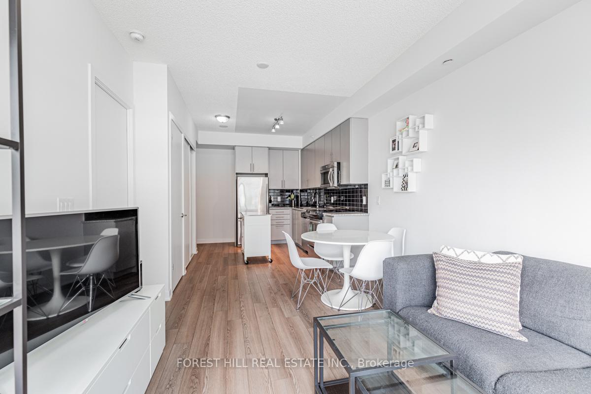 Photo 13 of Unit 501, 60 Berwick Avenue, Toronto, Yonge-Eglinton — HOMEH