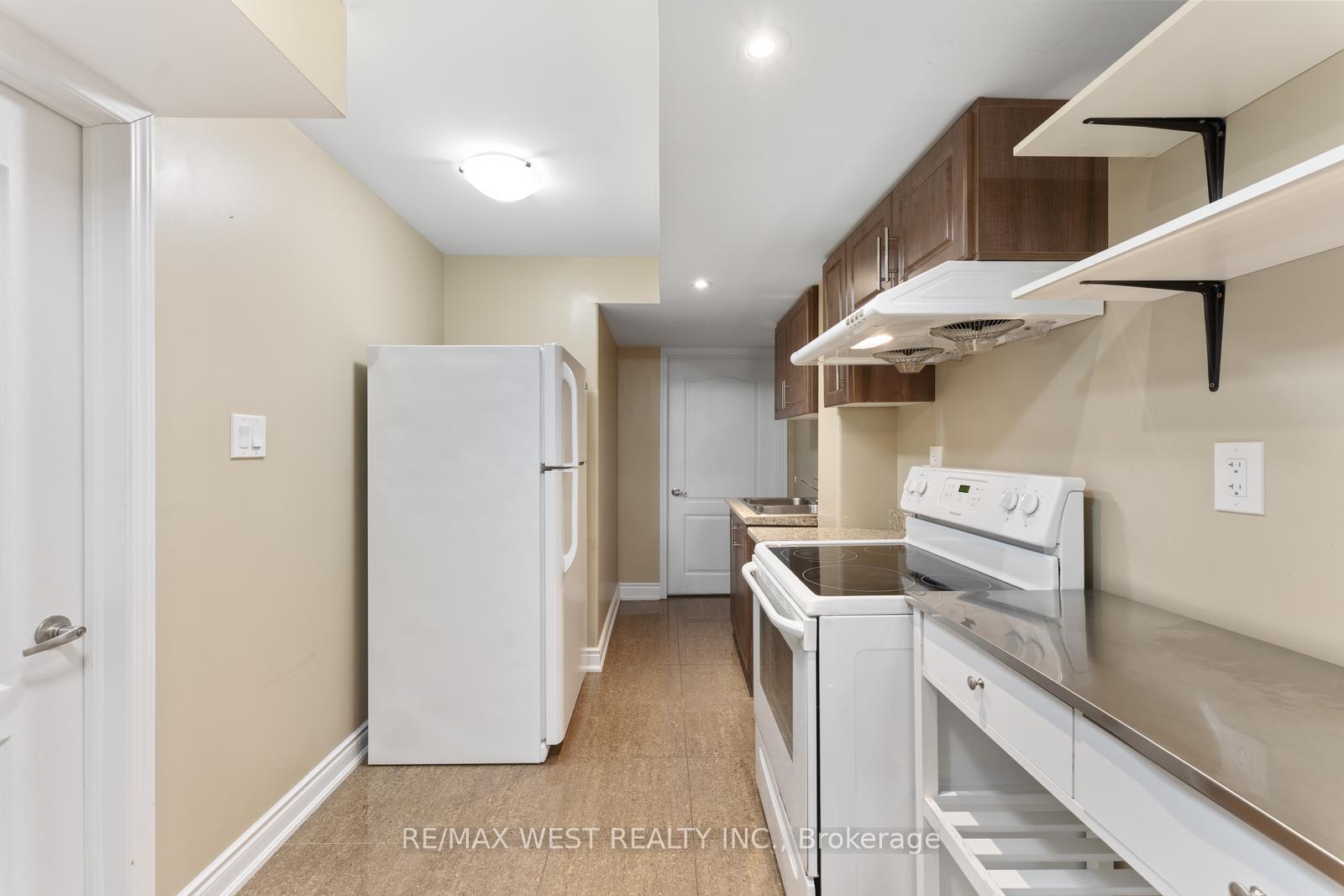 Photo 34 of 33 Lone Rock Circle, Brampton, Bram East — HOMEH