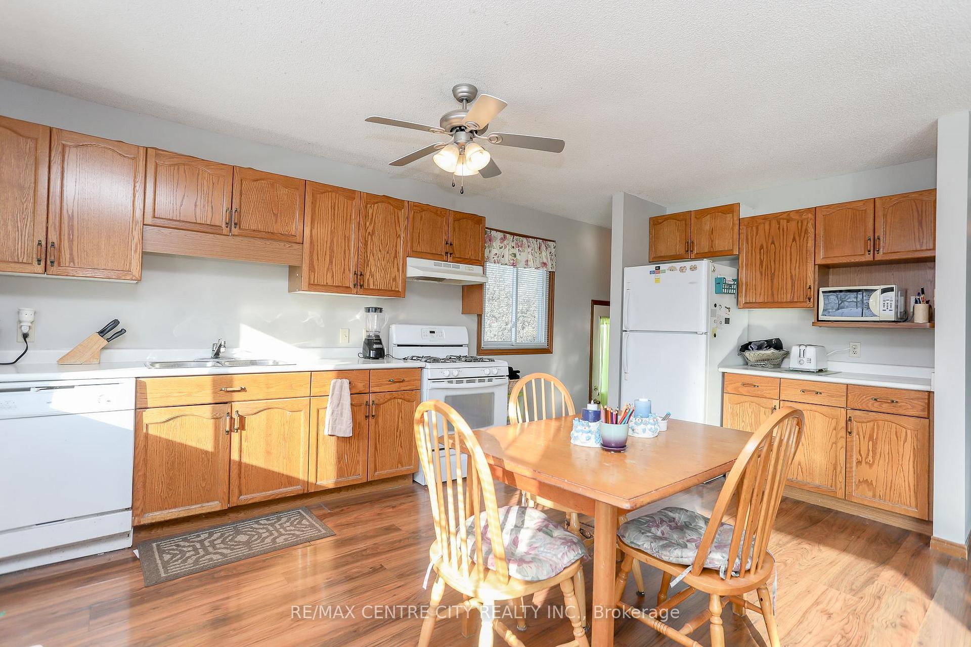 Photo 7 of 8 Rickwood Place, St. Thomas — HOMEH