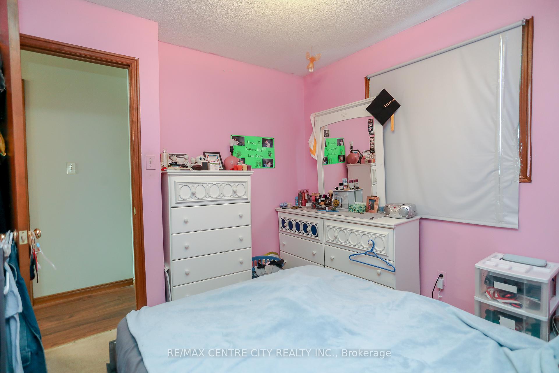 Photo 14 of 8 Rickwood Place, St. Thomas — HOMEH