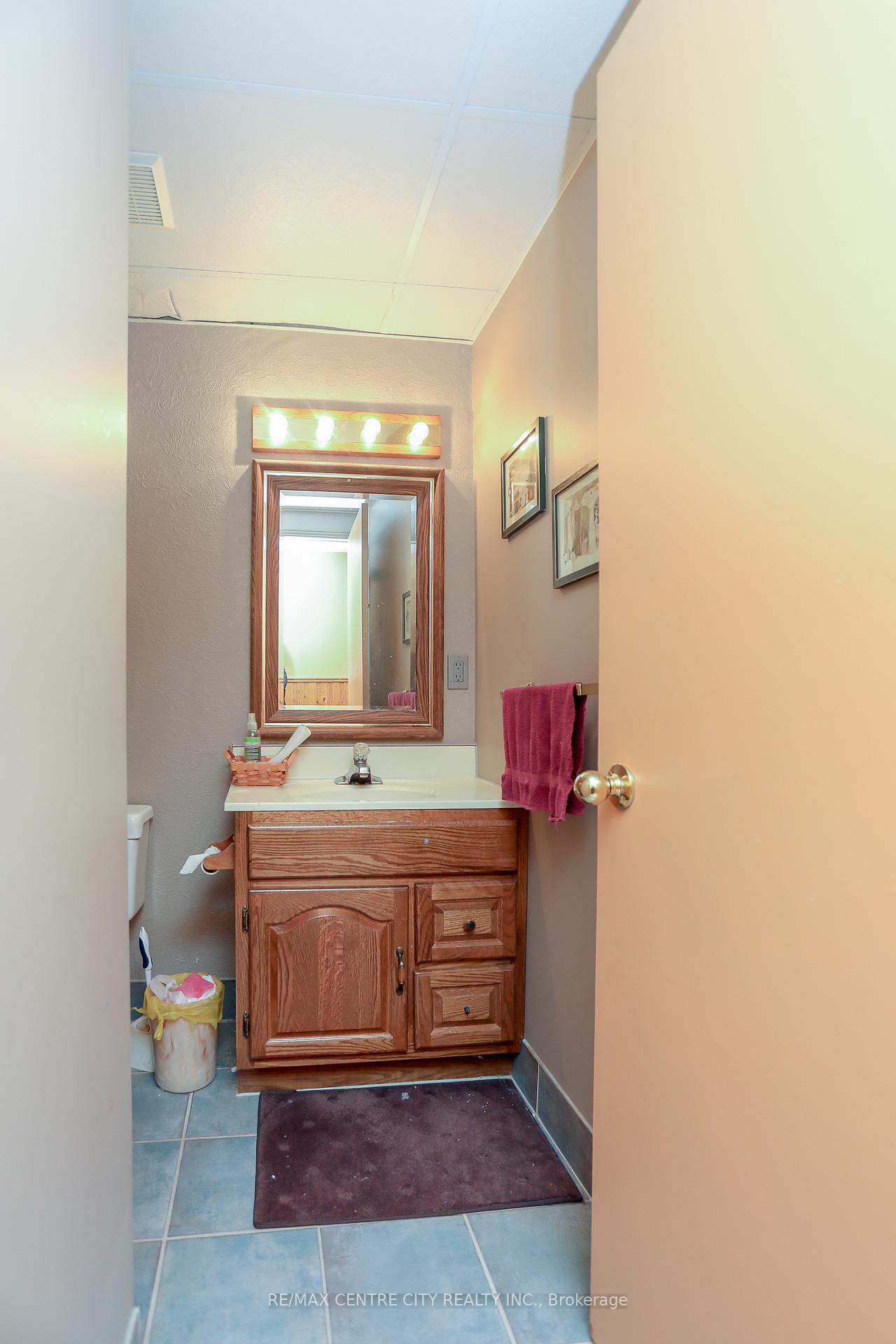 Photo 18 of 8 Rickwood Place, St. Thomas — HOMEH