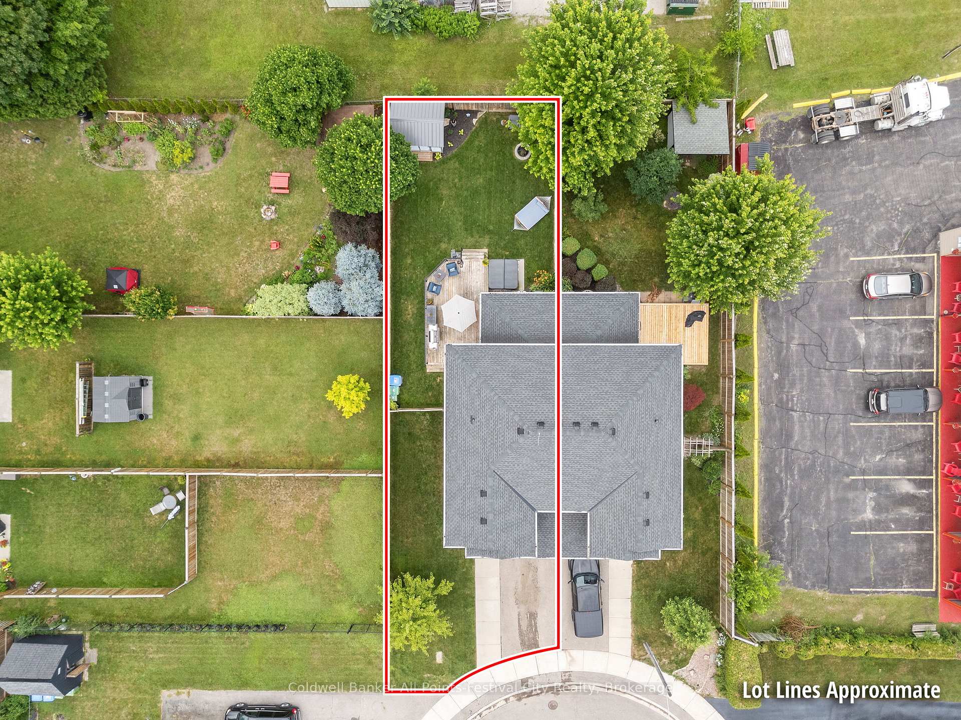 Photo 2 of 248 Christina Court, Goderich, Goderich (Town) — HOMEH