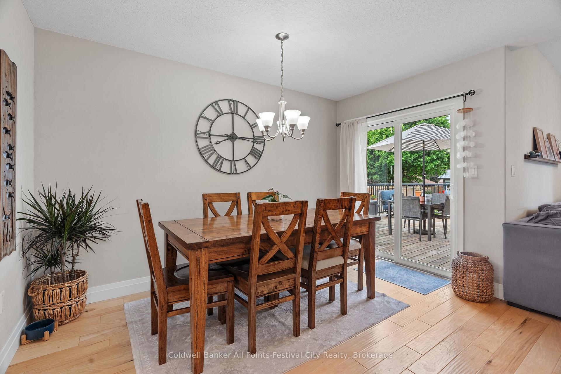 Photo 9 of 248 Christina Court, Goderich, Goderich (Town) — HOMEH