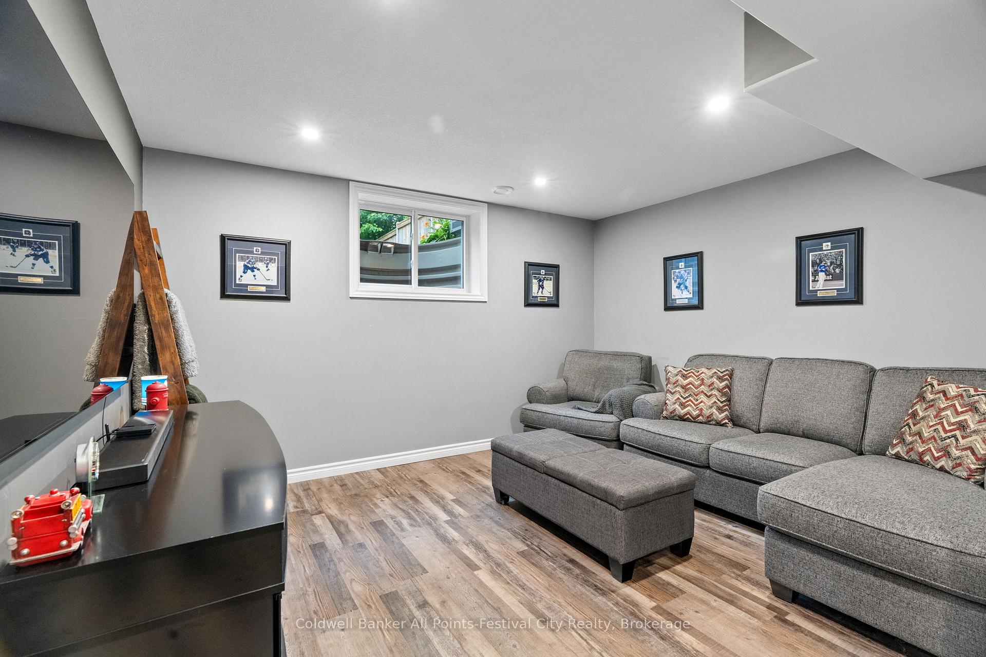 Photo 33 of 248 Christina Court, Goderich, Goderich (Town) — HOMEH