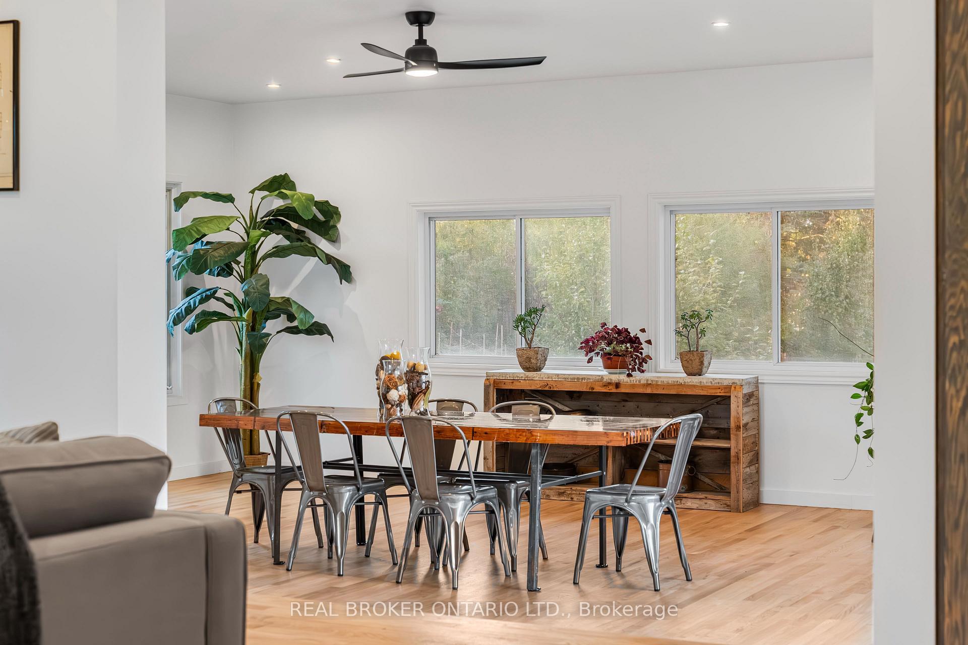 Photo 14 of 6233 Perth Street, Ottawa, Richmond — HOMEH