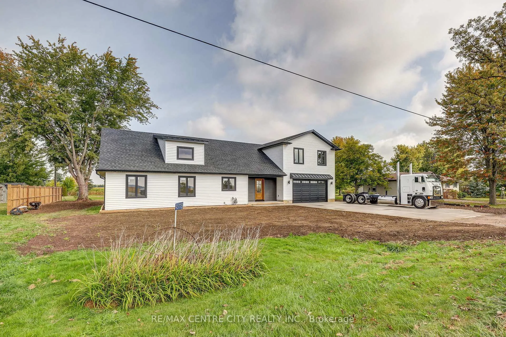 Photo 1 of 45118 Talbot Line, Central Elgin, Rural Central Elgin — HOMEH