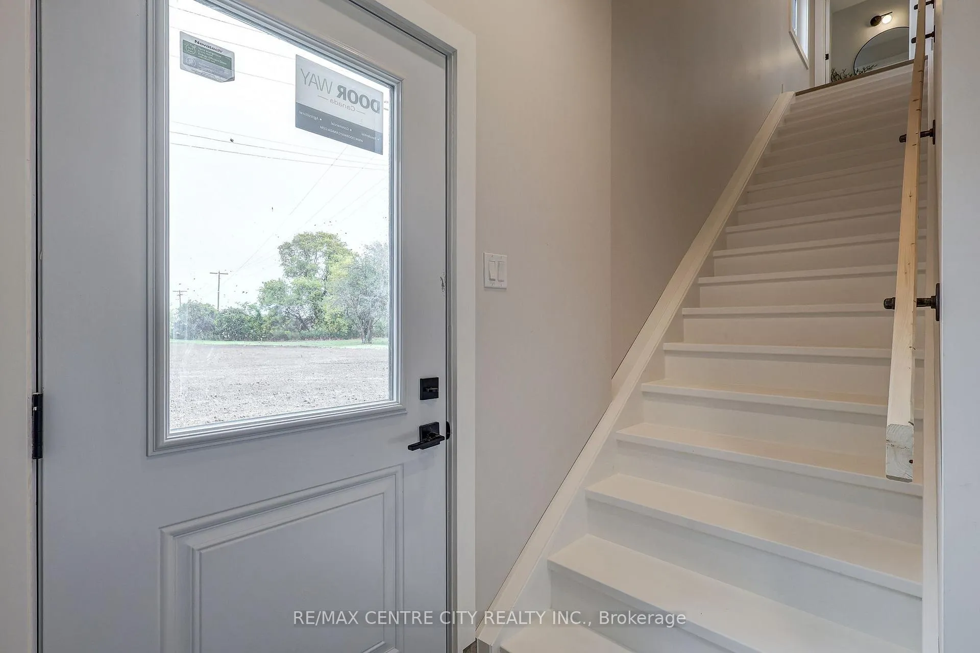 Photo 22 of 45118 Talbot Line, Central Elgin, Rural Central Elgin — HOMEH