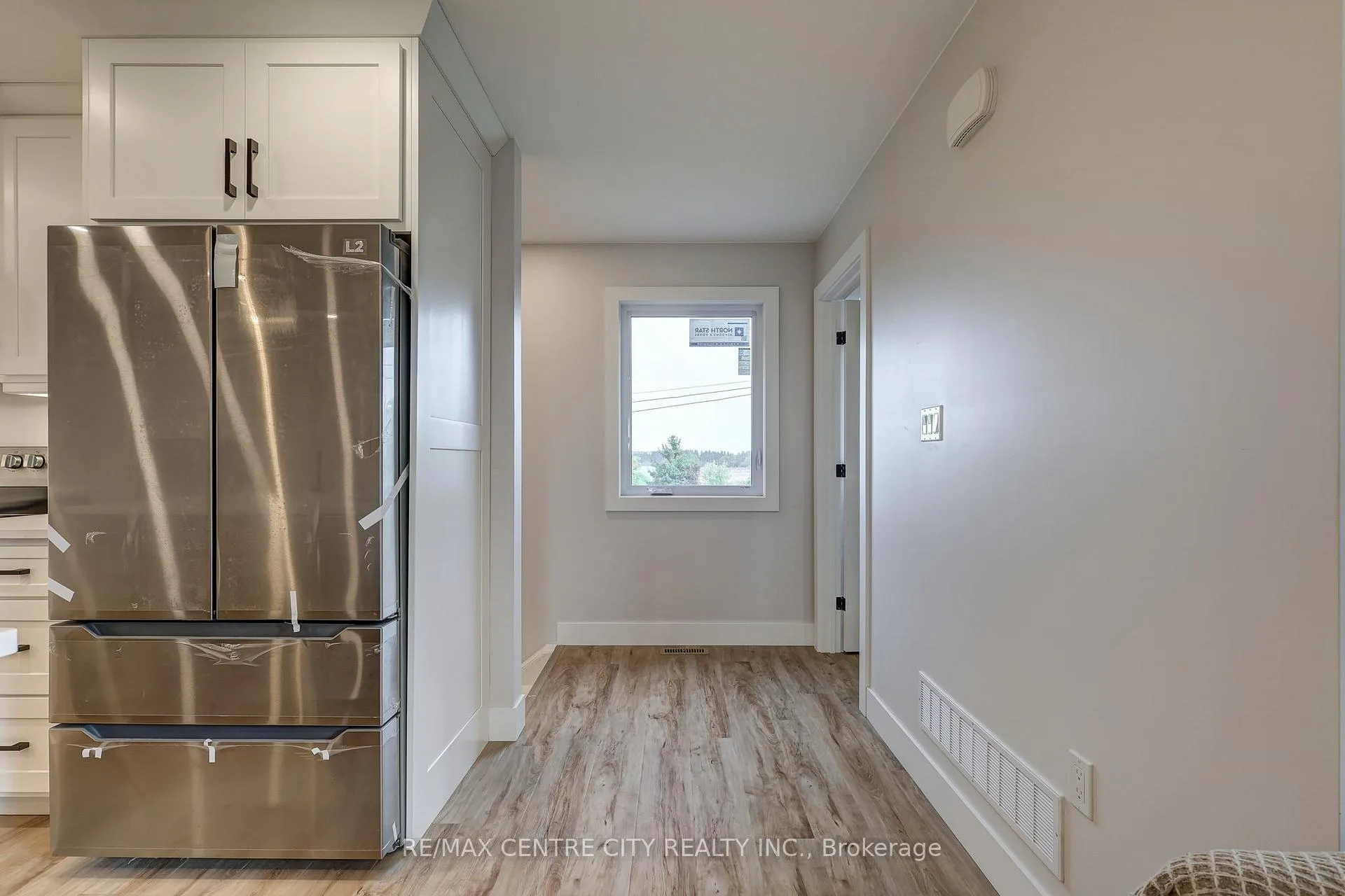 Photo 24 of 45118 Talbot Line, Central Elgin, Rural Central Elgin — HOMEH