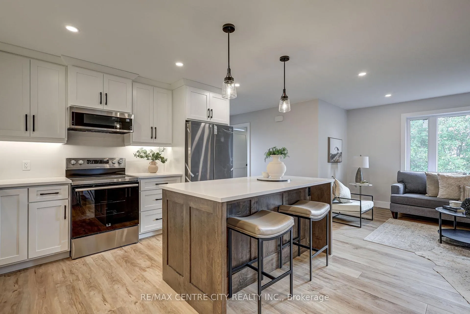Photo 27 of 45118 Talbot Line, Central Elgin, Rural Central Elgin — HOMEH