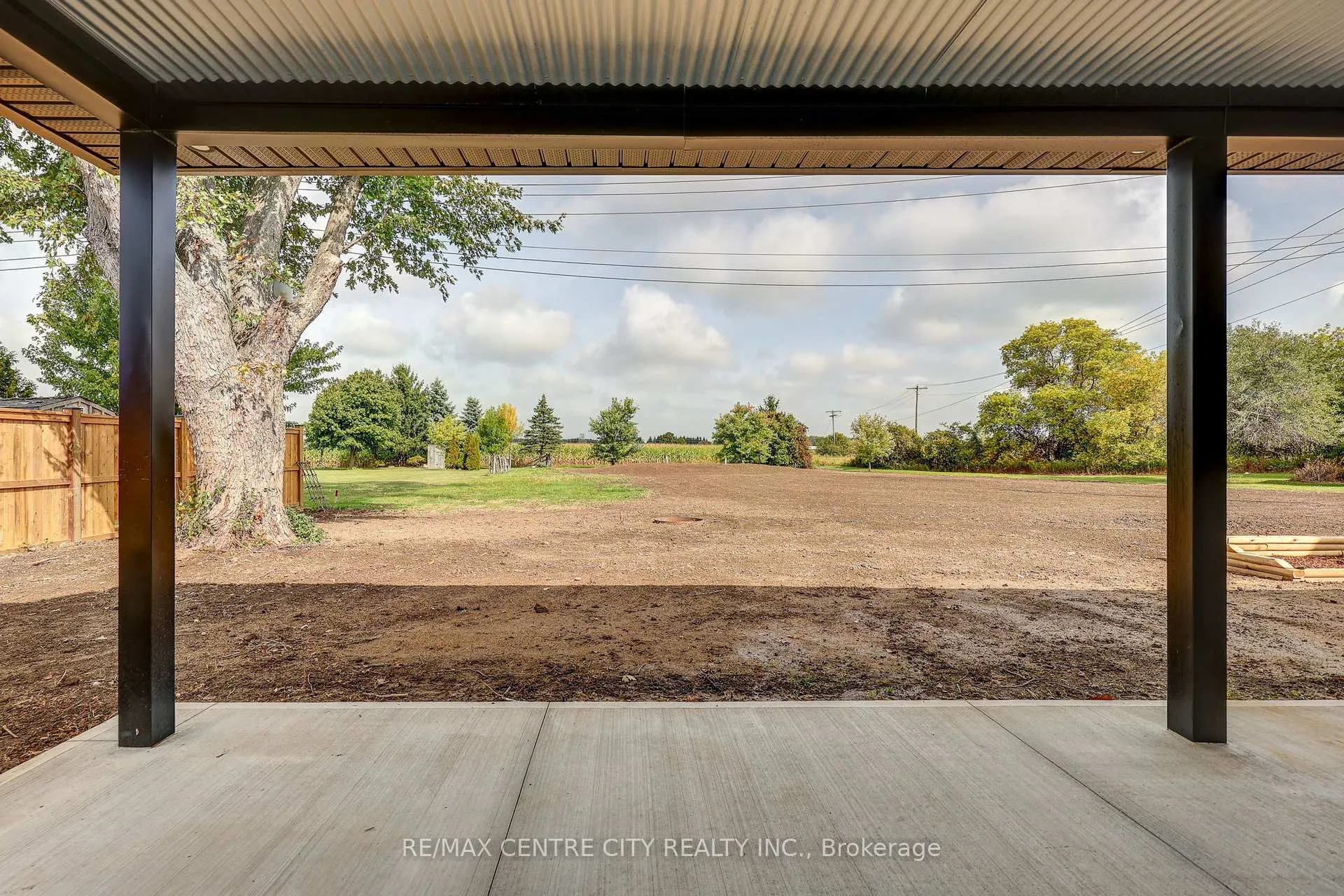 Photo 45 of 45118 Talbot Line, Central Elgin, Rural Central Elgin — HOMEH