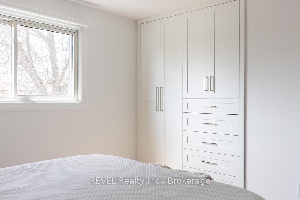 Photo 20 of 26 Black Knight Road, St. Catharines, Lakeport — HOMEH