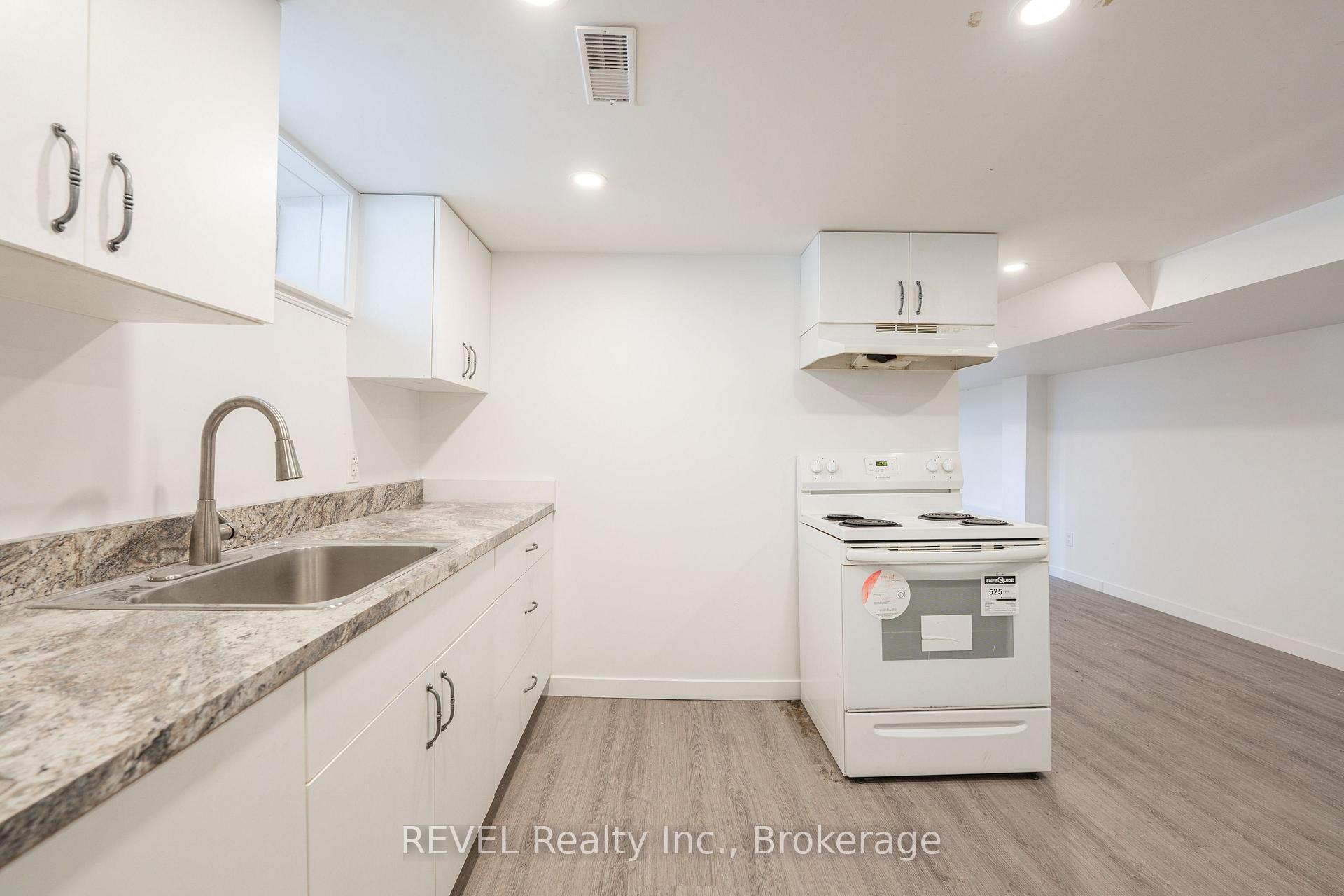 Photo 23 of 19 Flower Street, St. Catharines, Western Hill — HOMEH