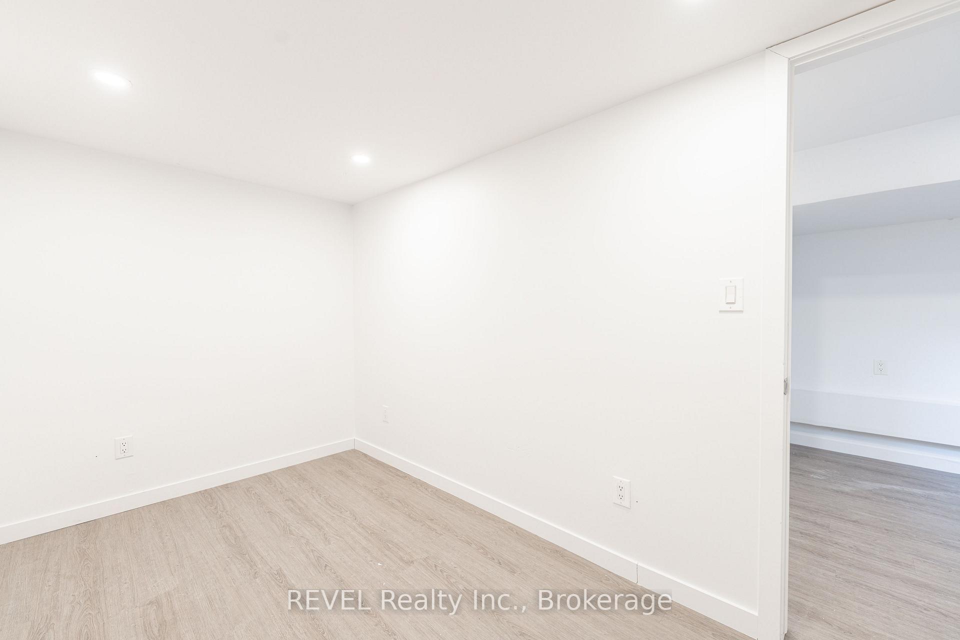 Photo 24 of 19 Flower Street, St. Catharines, Western Hill — HOMEH