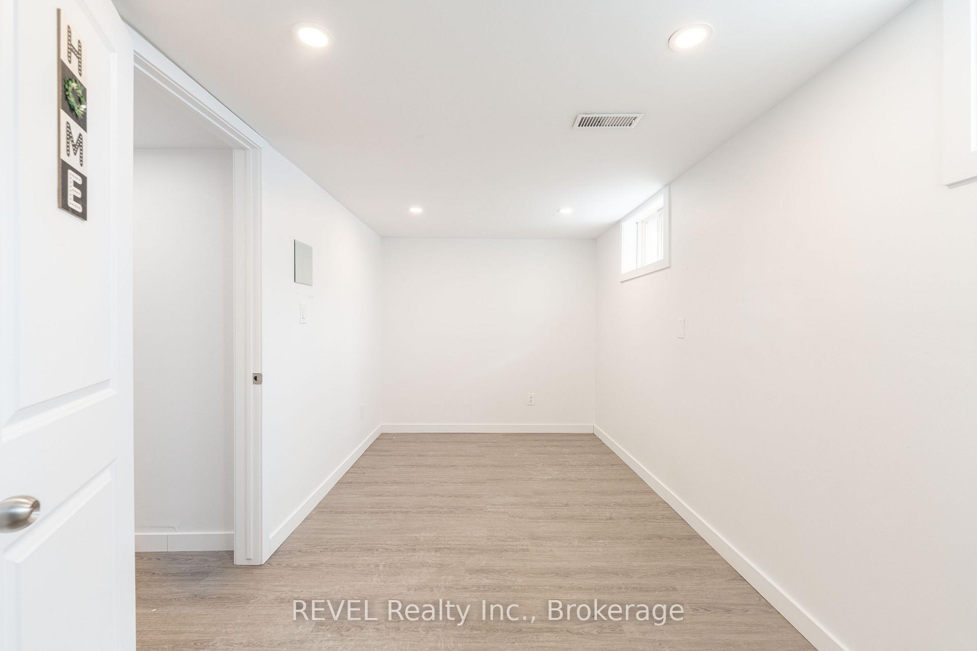 Photo 28 of 19 Flower Street, St. Catharines, Western Hill — HOMEH
