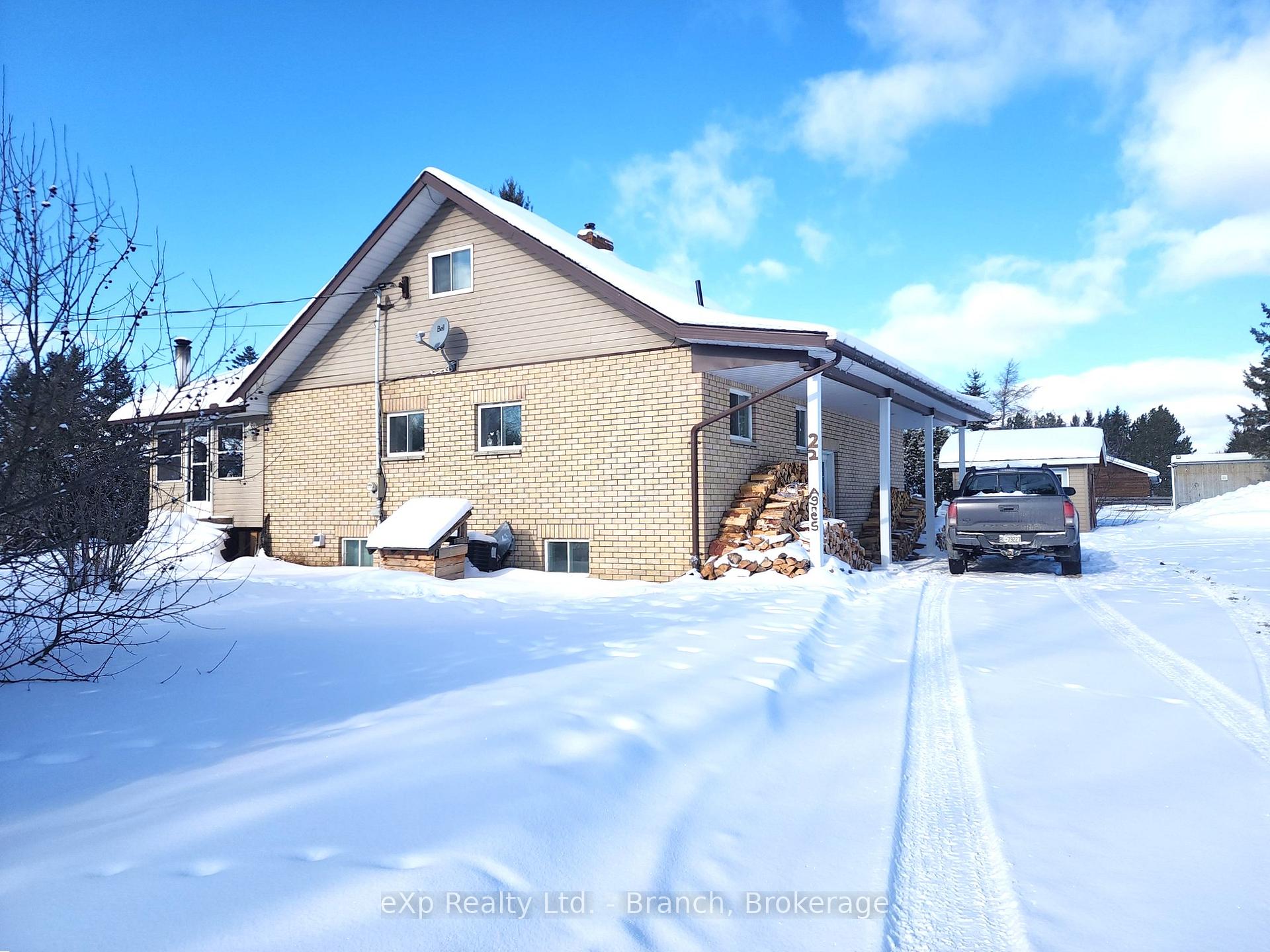 Photo 2 of 22 Agnes Street, Englehart, Central Timiskaming — HOMEH