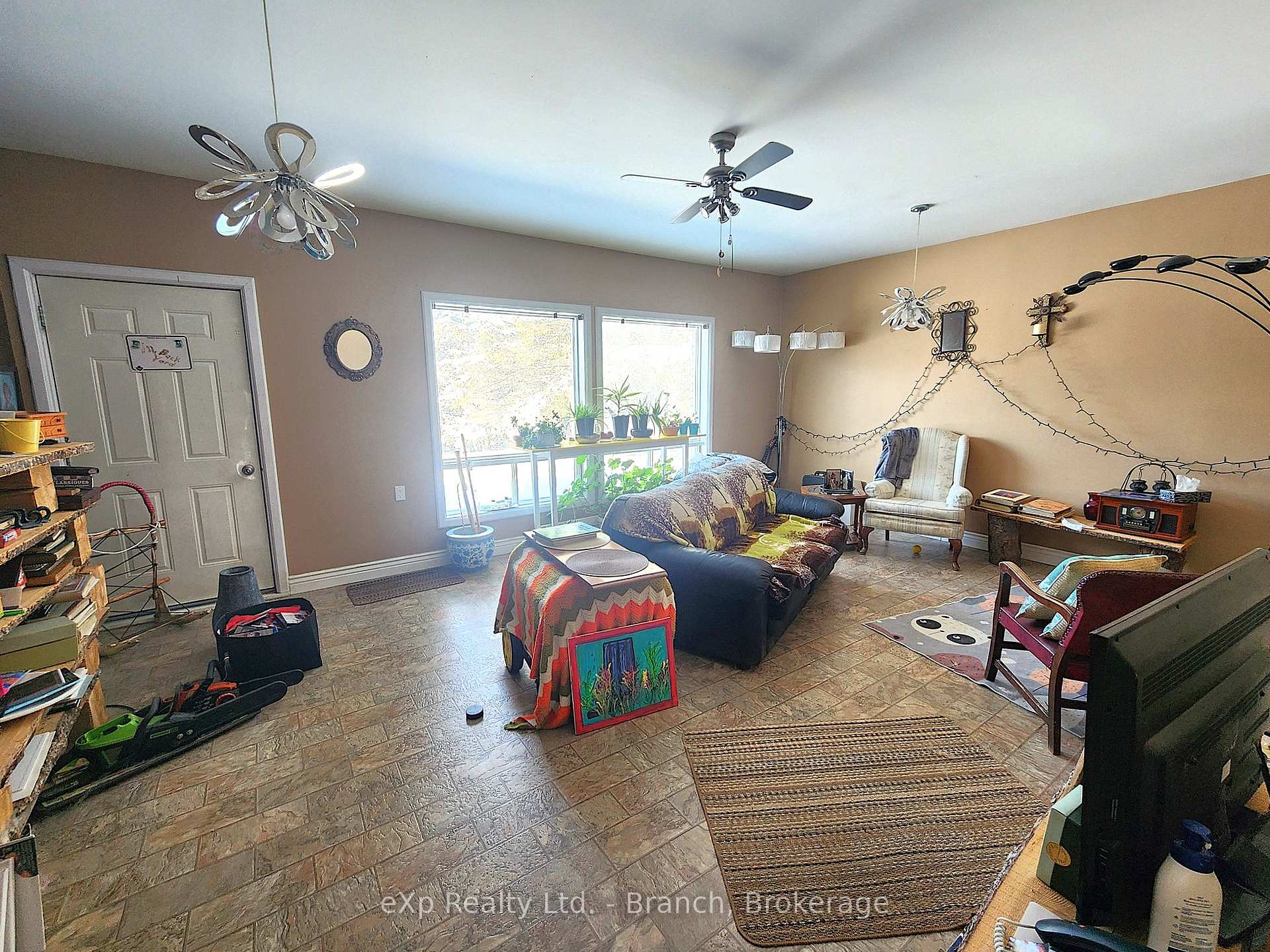 Photo 5 of 22 Agnes Street, Englehart, Central Timiskaming — HOMEH