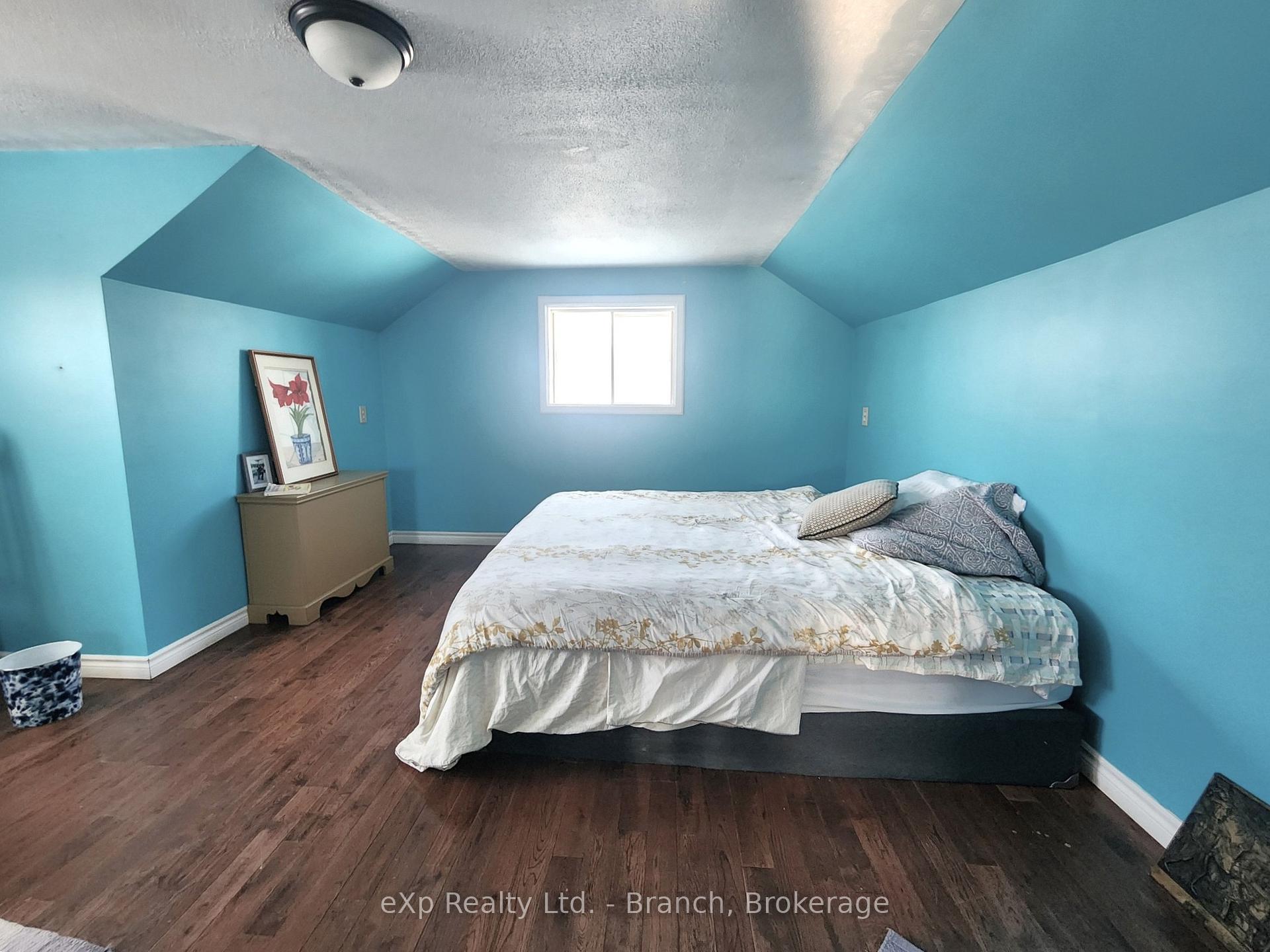 Photo 18 of 22 Agnes Street, Englehart, Central Timiskaming — HOMEH