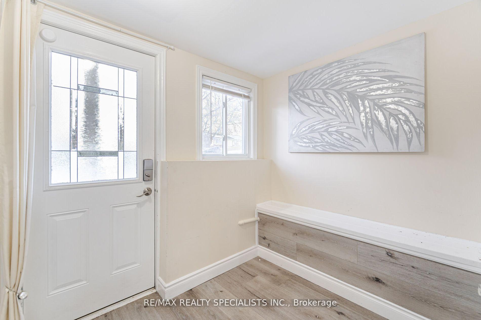 Photo 3 of 66 Gledhill Crescent, Hamilton, Stoney Creek Mountain — HOMEH