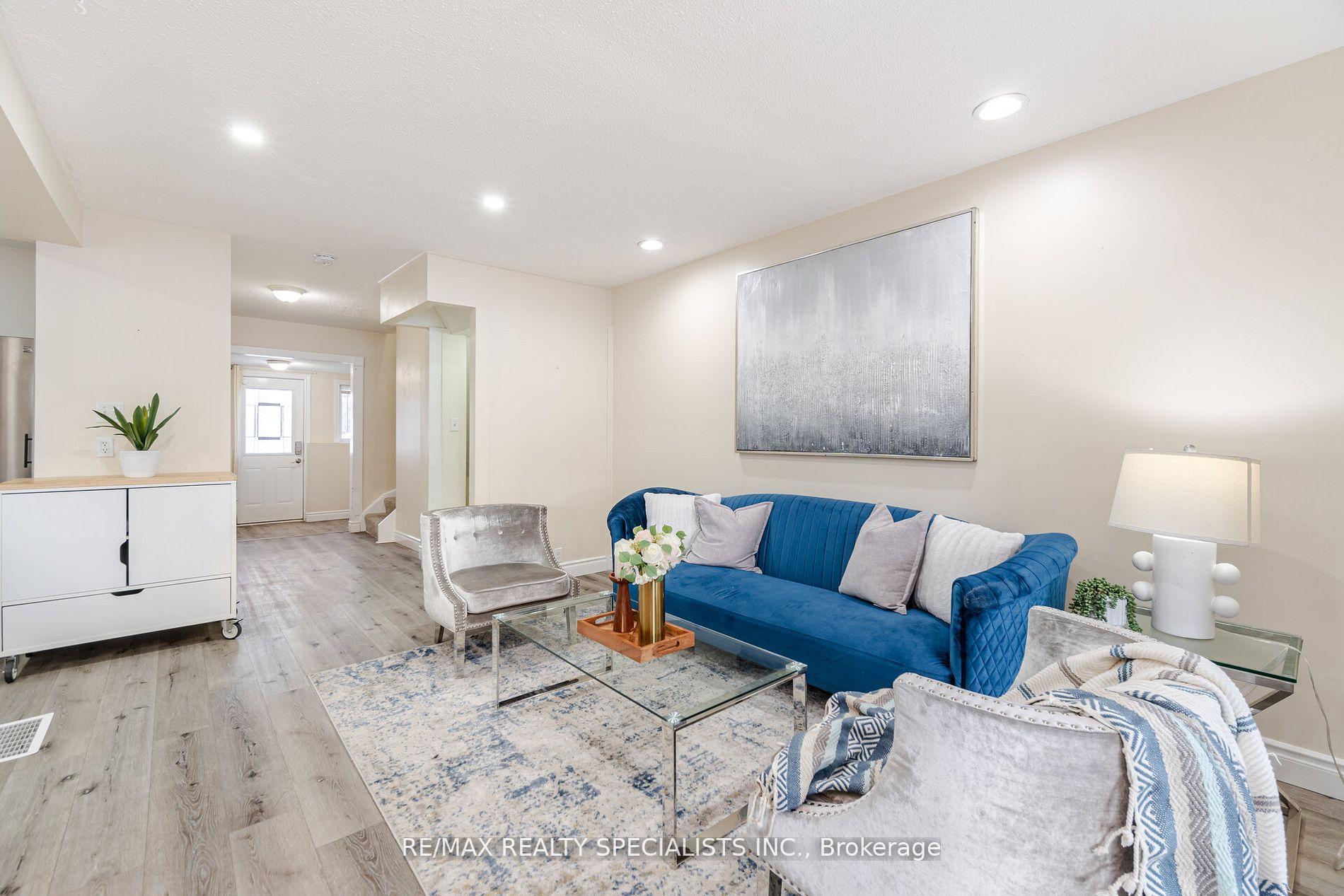 Photo 5 of 66 Gledhill Crescent, Hamilton, Stoney Creek Mountain — HOMEH