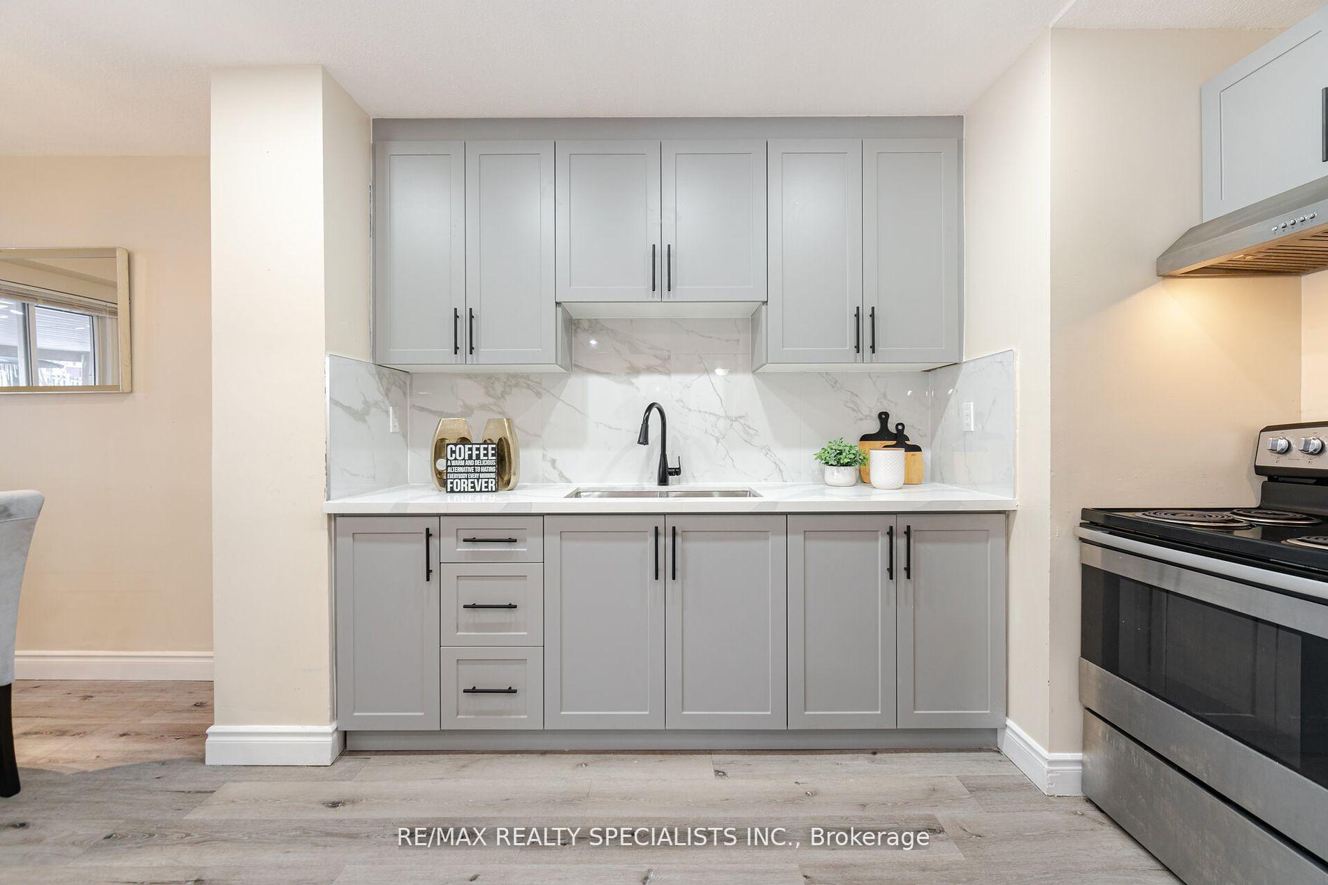 Photo 13 of 66 Gledhill Crescent, Hamilton, Stoney Creek Mountain — HOMEH