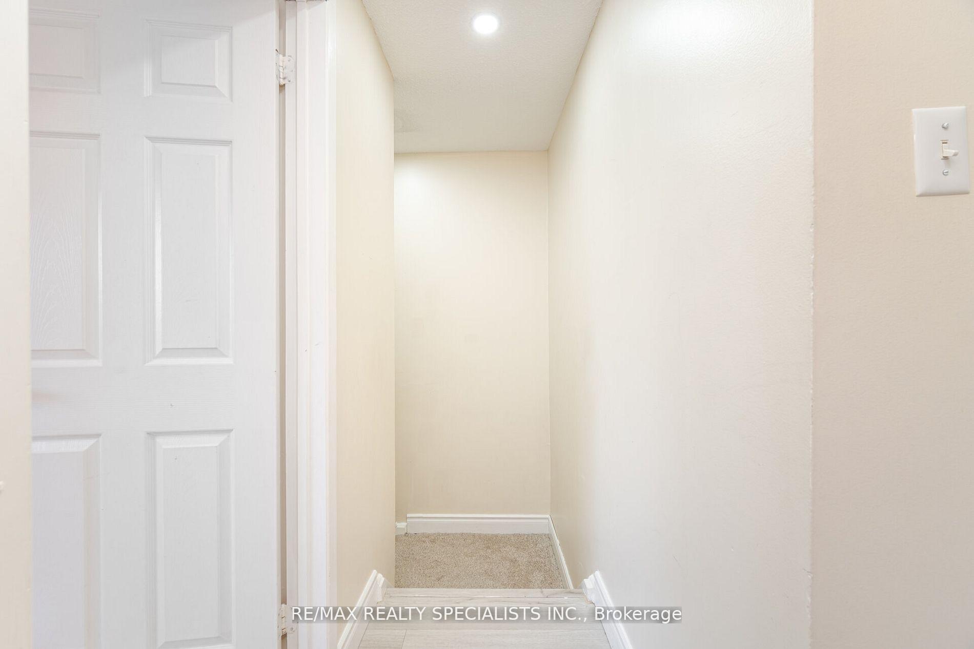 Photo 17 of 66 Gledhill Crescent, Hamilton, Stoney Creek Mountain — HOMEH