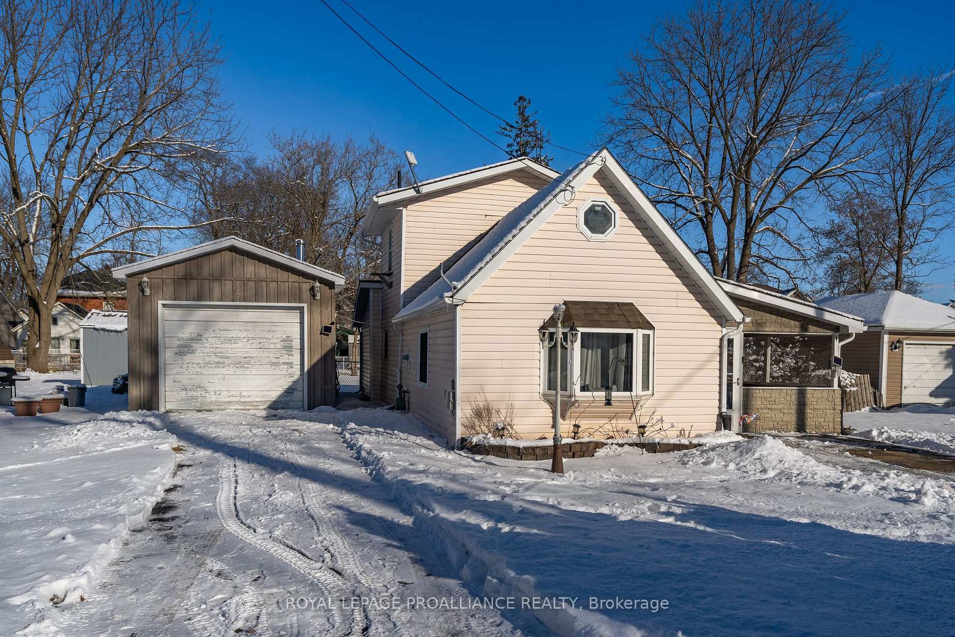 Photo 2 of 178 Green Street, Deseronto, Deseronto (Town) — HOMEH