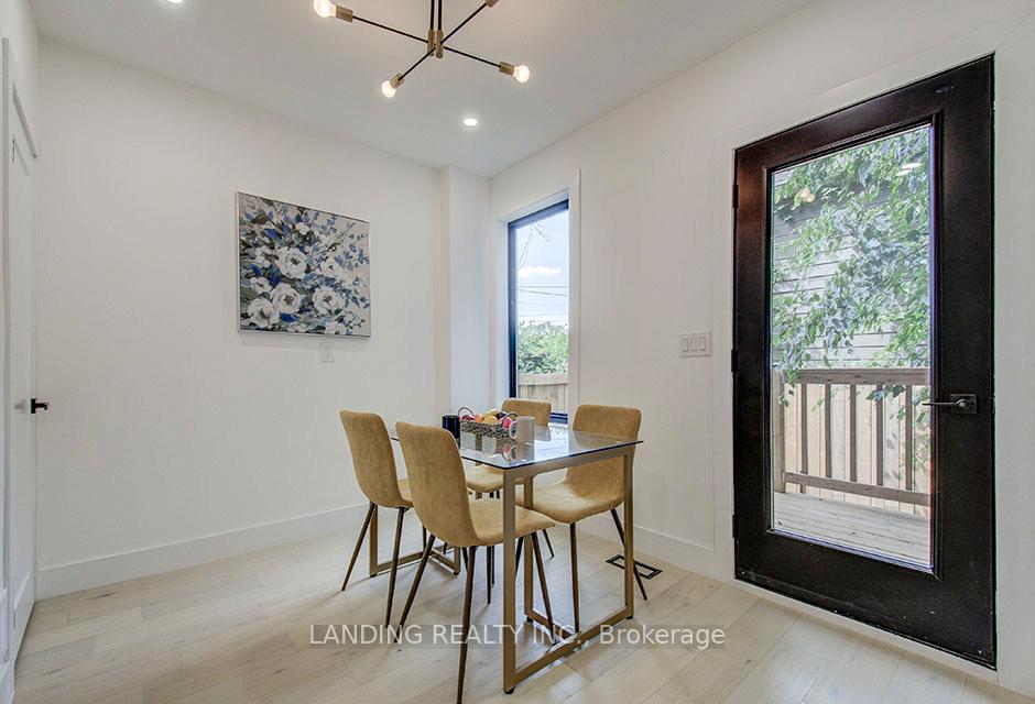 Photo 12 of 48 Sanford Avenue S, Hamilton, Gibson — HOMEH