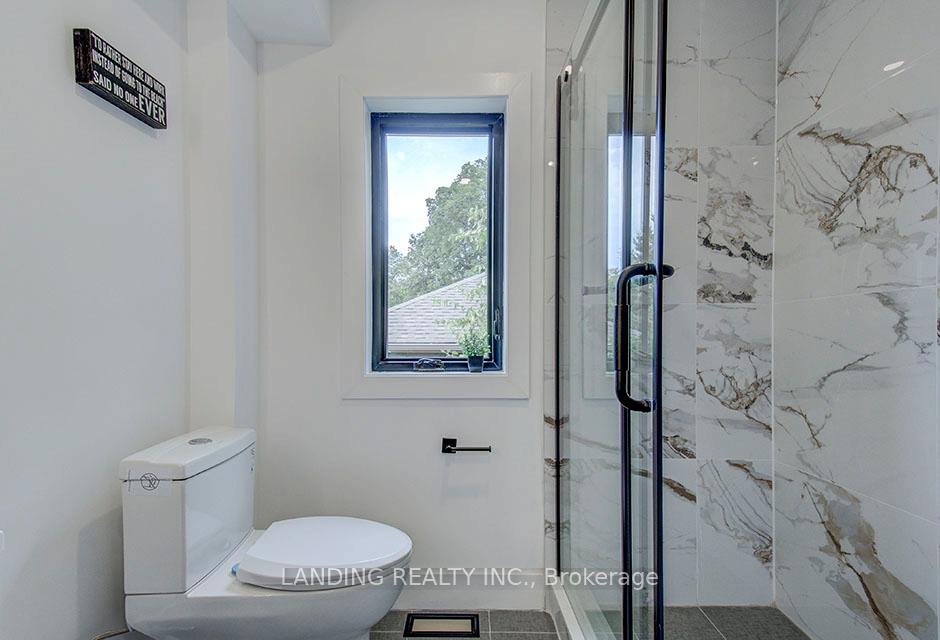 Photo 20 of 48 Sanford Avenue S, Hamilton, Gibson — HOMEH
