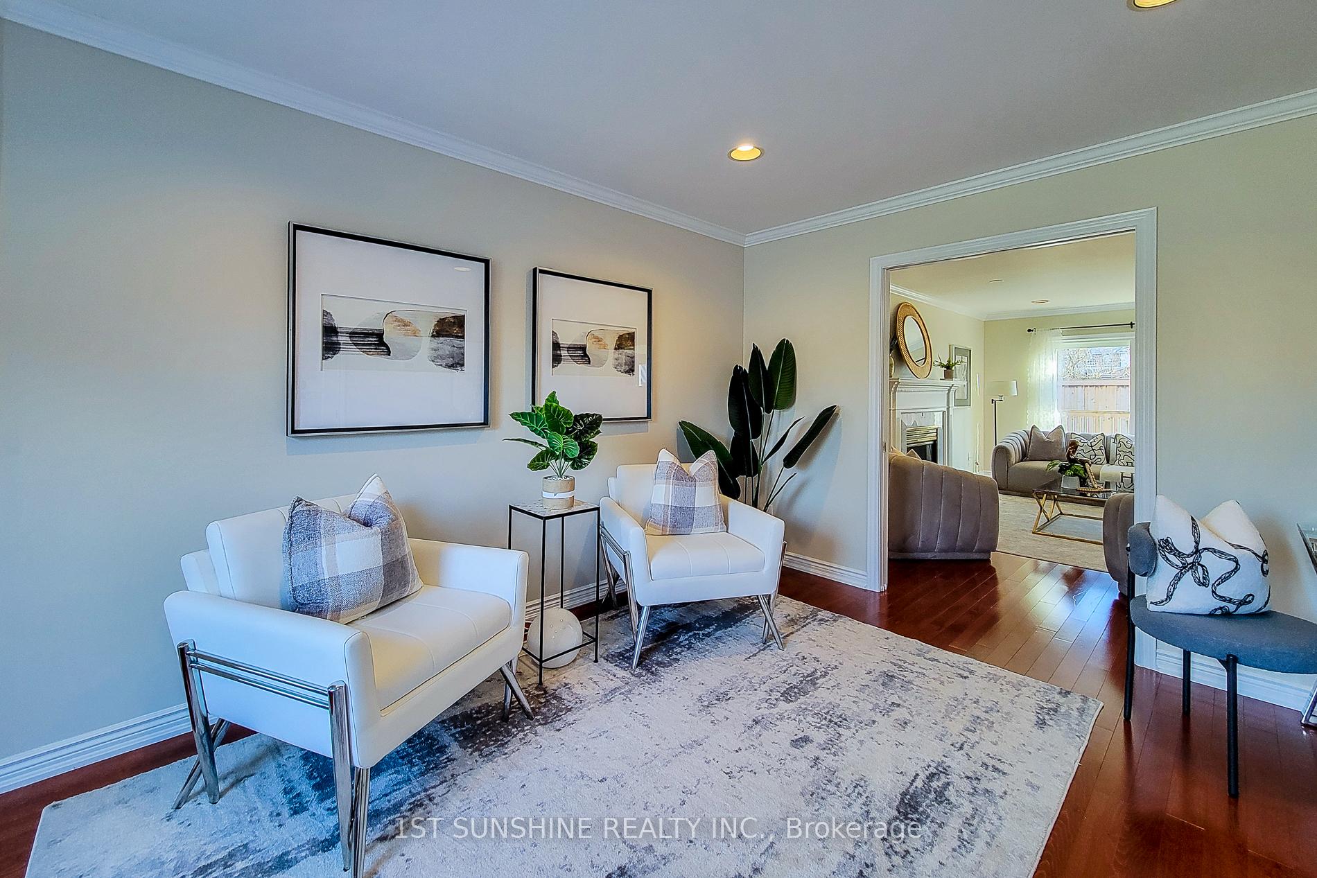 Photo 13 of 33 Caswell Drive, Hamilton, Gurnett — HOMEH