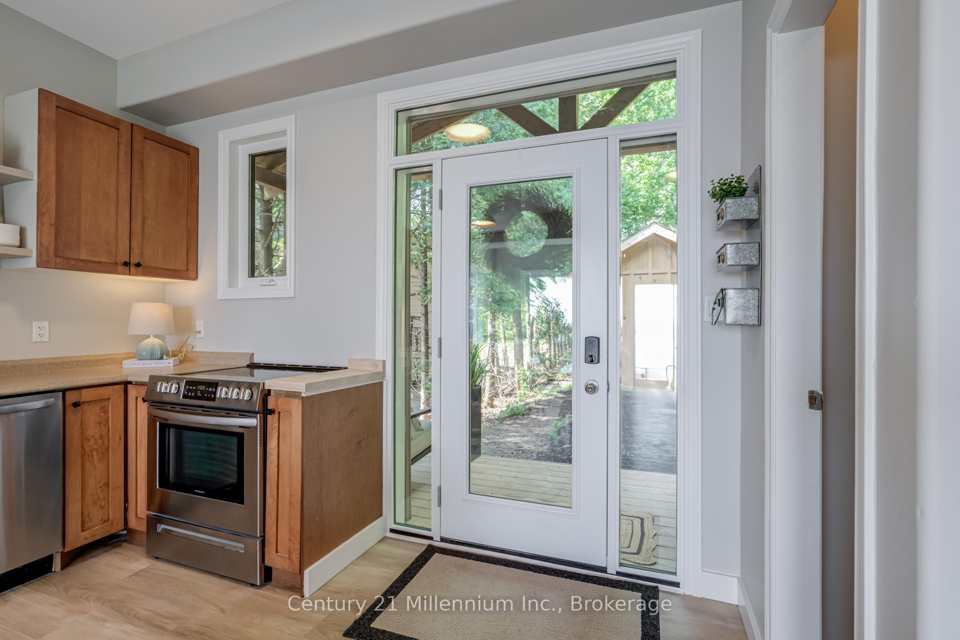 Photo 4 of 75 Glen Road, Collingwood — HOMEH
