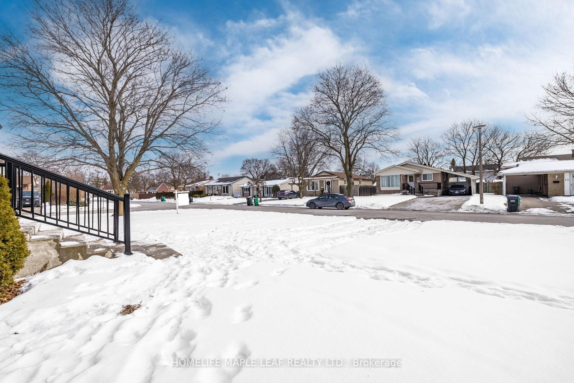 Photo 5 of 8 Welbeck Drive, Brampton, Northwood Park — HOMEH